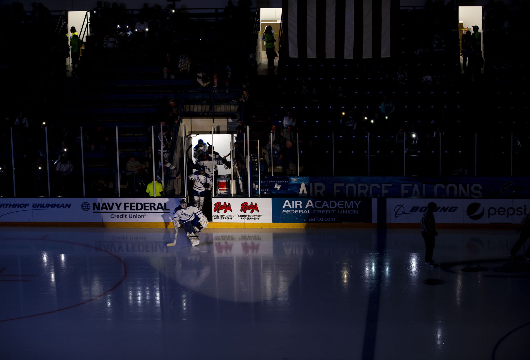010520-s-airforcehockey 11.jpg